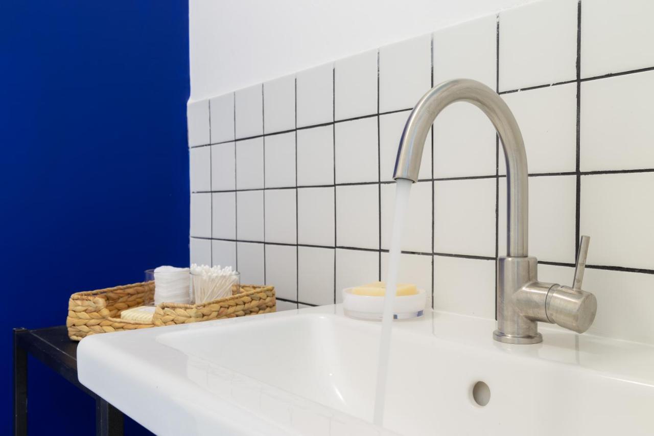 Stylish Loft In The City Center Триест Экстерьер фото